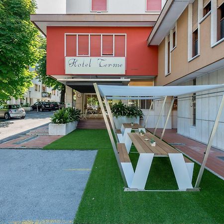 Hotel Terme Vittorio Veneto Exteriör bild
