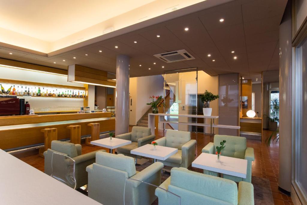 Hotel Terme Vittorio Veneto Exteriör bild
